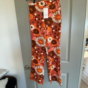 NWT Size M Zara psychedelic, floral flare pants